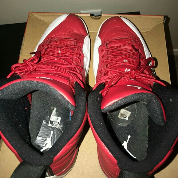Air Jordan Retro 12 - Picture 4 of 4